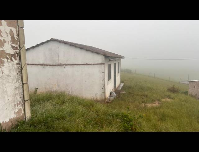 5 BEDROOM FREESTANDING FOR SALE IN EMASWAZINI